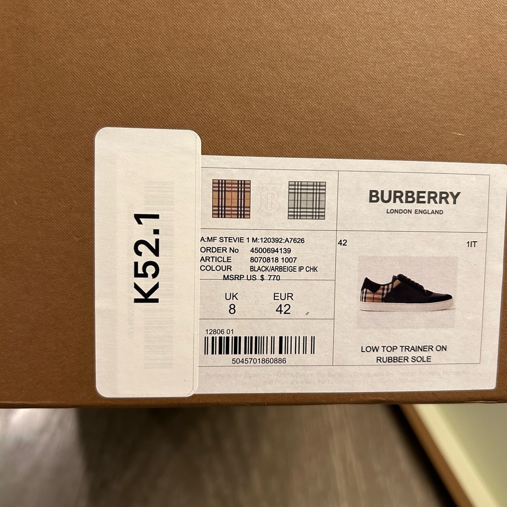 Burberry Men's Black and Tan Sneakers - Picture 3 of 9